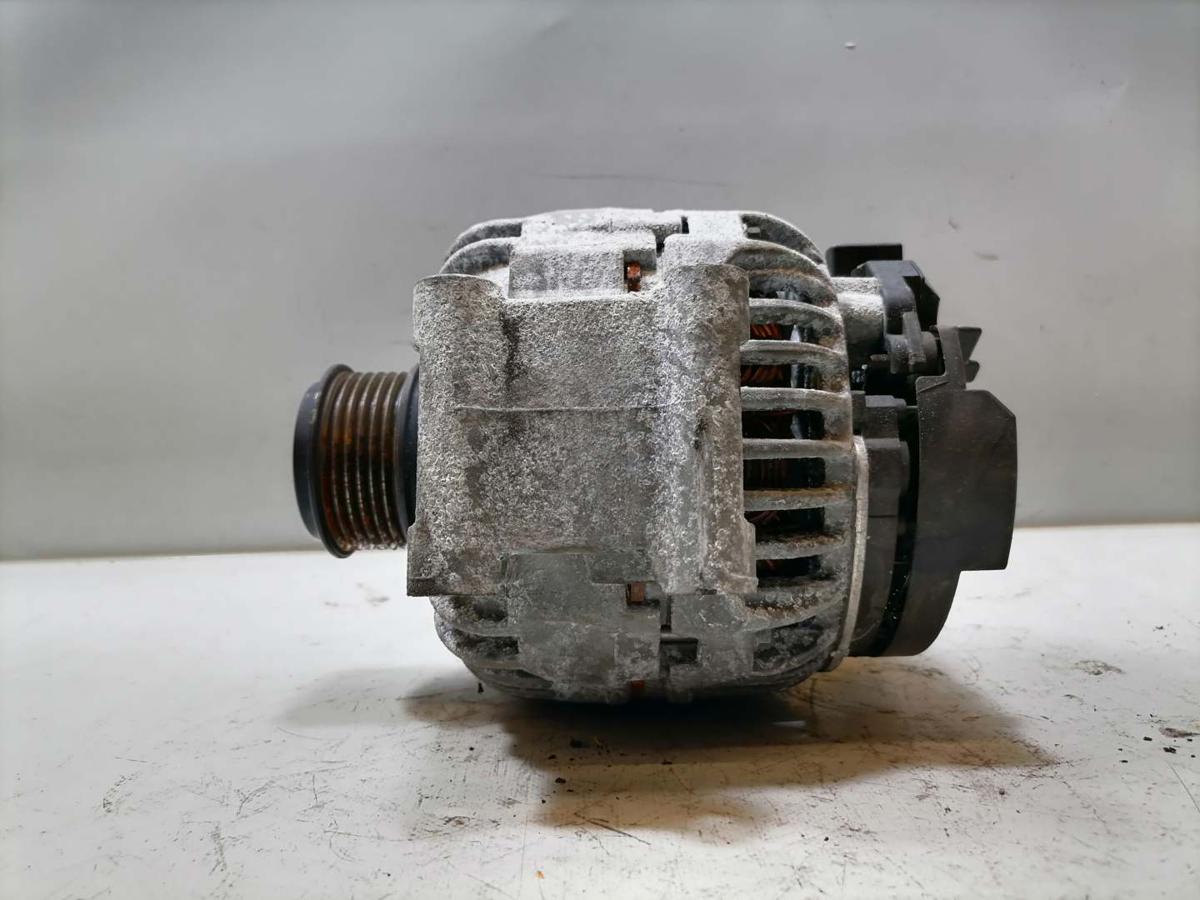 Audi A4 8K B8 original Lichtmaschine Generator 1.8TFSI 88kw Bj.2010 Audi A4 8K B8 original Lichtmaschine Generator 1.8TFSI 88kw Bj.2010